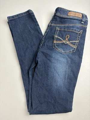 Mudd Juniors Jeans Size 14S  Mid Rise Skinny Leg Blue Denim Button Stretch - Image 1 of 4
