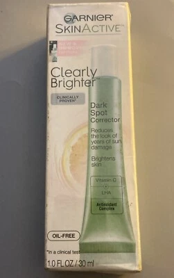 Corrector de manchas oscuras Garnier SkinActive claramente brillante, 1 fl oz Foto 1 de 4