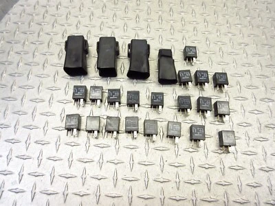 Lote relés fusibles eléctricos Honda GL1800 2003 01-05 Goldwing MISC fabricante de equipos originales Foto 1 de 4