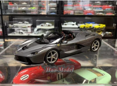 Presentes de coleção de carros modelo de metal fundido liga conversível Ferrari Laferrari BBR 1:18 - Imagem 1 de 4