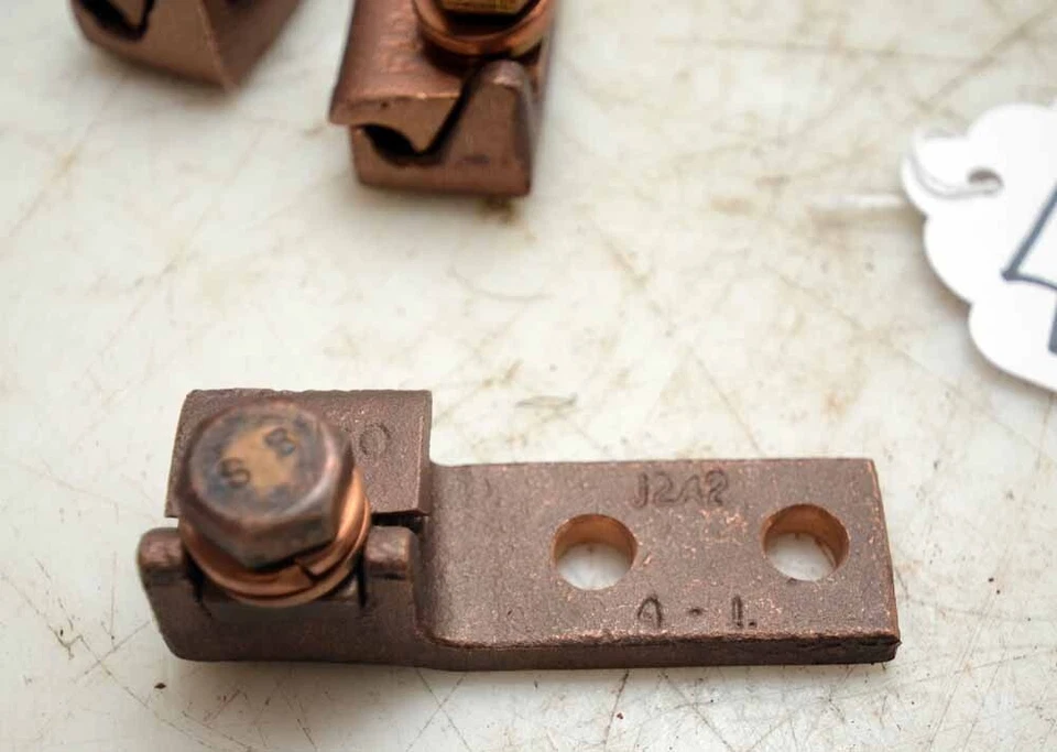 Fargo 2 Pernos Cobre Lug 4-1 Alambre j2a2 (Inv.44389) Foto 1 de 3