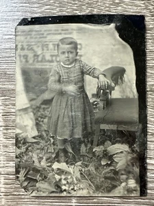 Tinte Niño Niña En Vestido, 1/6 Plato Tipo Lata, Tinte Niño Niño Corte de Pelo - Imagen 1 de 2