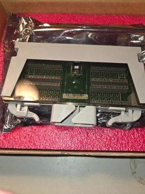 Agilent/Keysight 34923T 40 canales caña MUX opción 001/2 cables   Foto 1 de 4