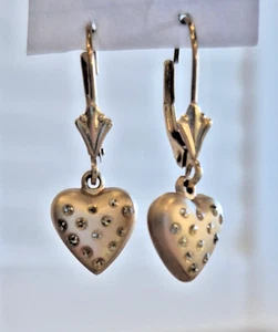 Vintage "JCM 14K" Gold, Wire Hoops with 3D Hearts, LeverBack Earrings - Picture 1 of 14