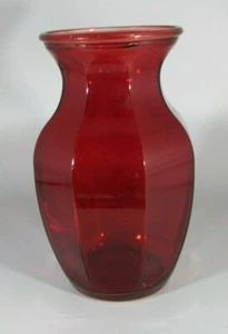 OCTAGON SHAPED DARK RED GLASS VASE - GGG 2999 - 8" TALL - Picture 1 of 4