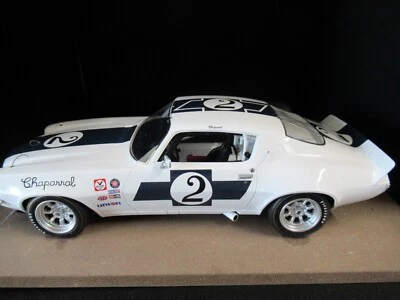 ERROR CAR LESLIE 1970 CHAPARRAL CHEVY CAMARO TRANS AM ROAD 1:18 REPLICARZ R18204 - Image 1 of 4