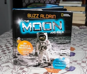 Buzz Aldrin - To The Moon And Back - Pop-Up Book - Picture 1 of 9