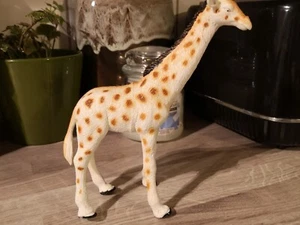 Giraffe Toy Might Be Sleish Or Similar - Picture 1 of 3