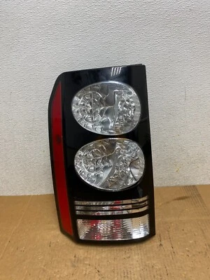 2010 to 2013 Land Rover LR4 Left Driver LH Side Tail Light N6392 DW - Image 1 of 4