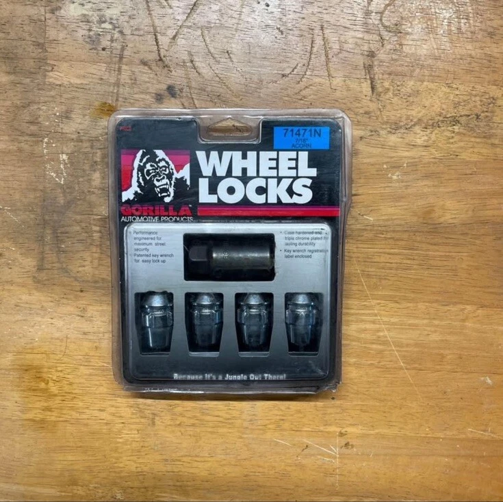 全新 Gorilla 4 件套 带 7/16 键 钢橡子车轮锁 71671N — 第 1/1 张图片