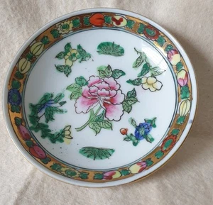 Asiatisches-porzellan-objekte ,Teller ,Schale ,Blumen  - Bild 1 von 3