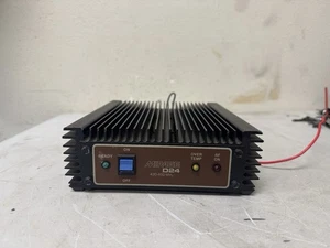 Mirage D24 UHF 430-450MHz UHF 2-in 40-out Mobile Amplifier - Afbeelding 1 van 4