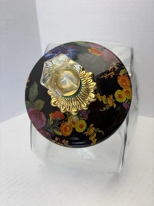 MacKenzie-Childs Keksdose mit Blumenmarkt Emaille Deckel in schwarz mit Schmuck - Bild 1 von 10