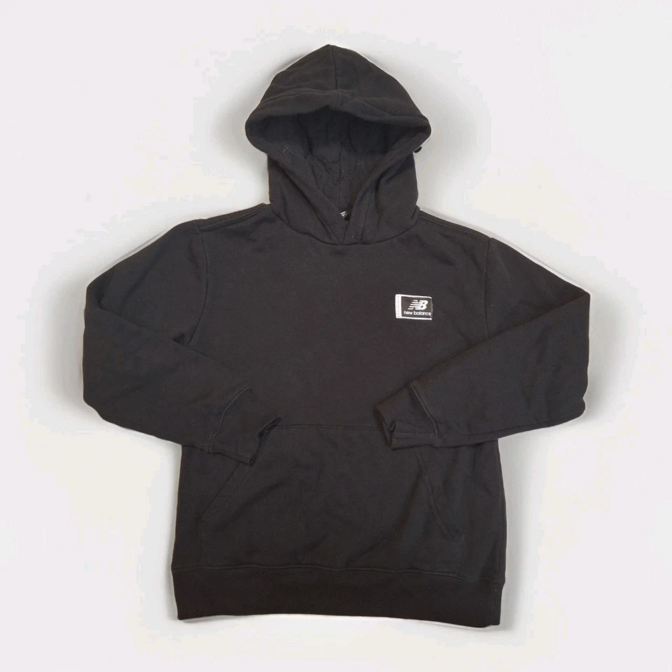 Sudadera con capucha pulóver negra New Balance para niños talla M (10/12) Foto 1 de 4