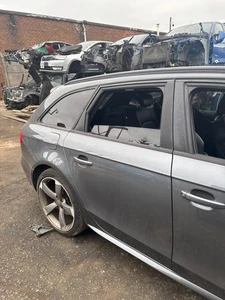 AUDI A4 S4 B8 2008-2015 8,5 CAPÓ DELANTERO NEGRO - Imagen 1 de 1