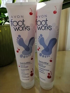 Avon Footworks Beautiful Cherry Ice Moisturizing Lotion & Exfoliating Scrub - Picture 1 of 3
