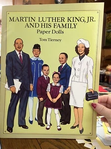 Tom Tierney Paper Dolls Matin Luther King Jr  & Family + Outfits  Not Used - Picture 1 of 6