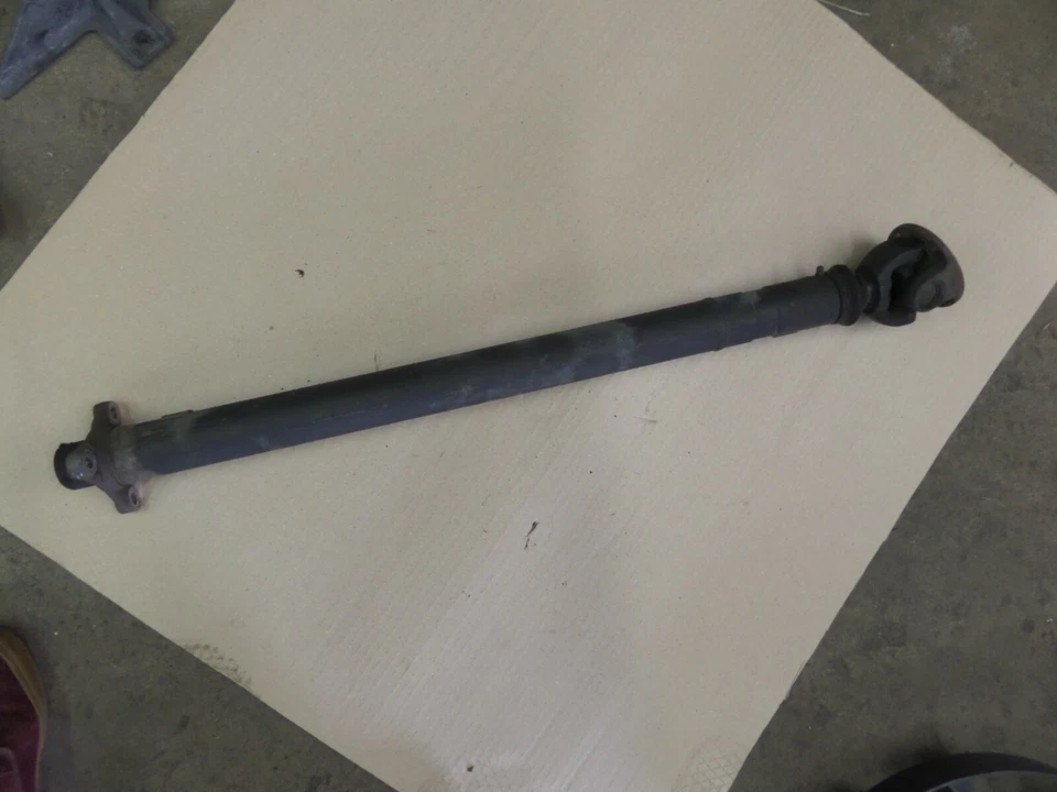 Eje de transmisión trasero hélice Land Rover Discovery 2 99-02 TVB000140 00 01 4,0 L18 Foto 1 de 1