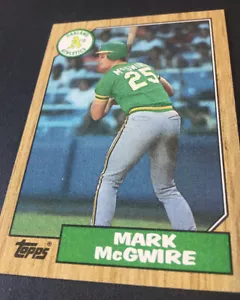 Tarjeta de béisbol Topps Mark McGwire 1987 Oakland Athletics #366 - Imagen 1 de 2