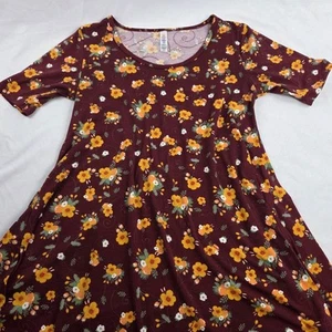 LulaRoe Top Women's XXS Burgundy Floral Pullover Scoop Neck Short Sleeve Tunic - Picture 1 of 4