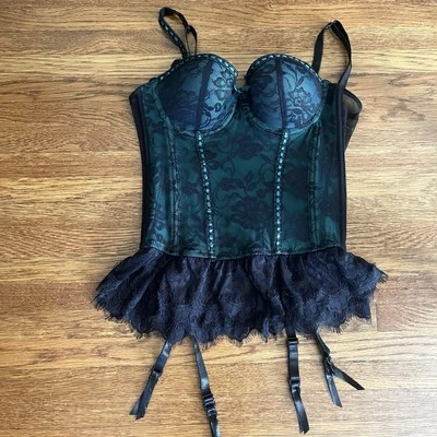 Lencería Baci Bustier Corsé Liguero Cinturón S Negro Encaje Verde Bruja Oscuro Romántico Foto 1 de 4