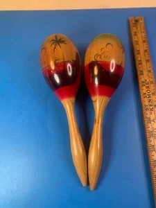 Vintage Wooden Maracas Beautiful 11.5" Wonderful Sound Mexico 1960 lot B - Picture 1 of 3