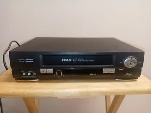 RCA VR639HF VCR 4-Head Video Cassette Recorder. For Parts Only, Powers On - Picture 1 of 3