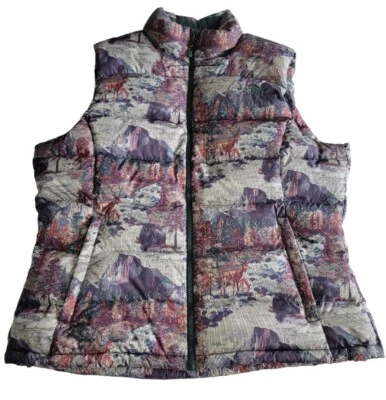 NICE The North Face 700 Forest/Wildlife/Mountains Puffer Vest Size Women's  XL - Image 1 of 4