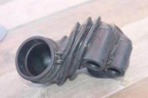 1986-91 VW 2.1 VANAGON  Westfalia OEM Air Intake Boot 025 129 627 F - Picture 1 of 6