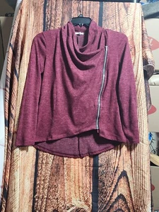 MAURICES BURGUNDY SIDE ZIP FRONT TOP SZ M 5238 - Picture 1 of 8