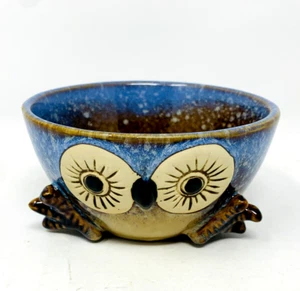 Cuenco de pies Whimsical Owl 3D azul manchado 16 oz plato de cerámica Pacifica Home - Imagen 1 de 12