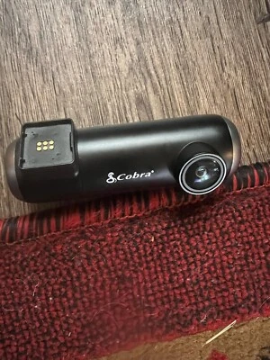 Cámara de tablero inteligente Cobra (SC 100) Full HD 1080 P WIFI y GPS 140 incorporados Foto 1 de 4