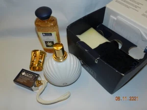 Lampe Berger Paris France 3211 Caroline milk glass Burner fleur des marquises 05 - Picture 1 of 4