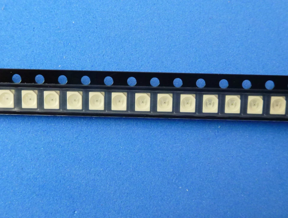 10-500 Stück rote SMD-TOP-LEDs PLCC2 PLCC-2 RoHS OSRAM LS T676-Q2 LST676 112mcd - Bild 1 von 1