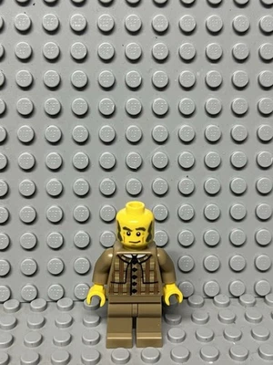 LEGO Collectible Minifigure Series 5 Detective Minifigure (missing accessories) - Image 1 of 4