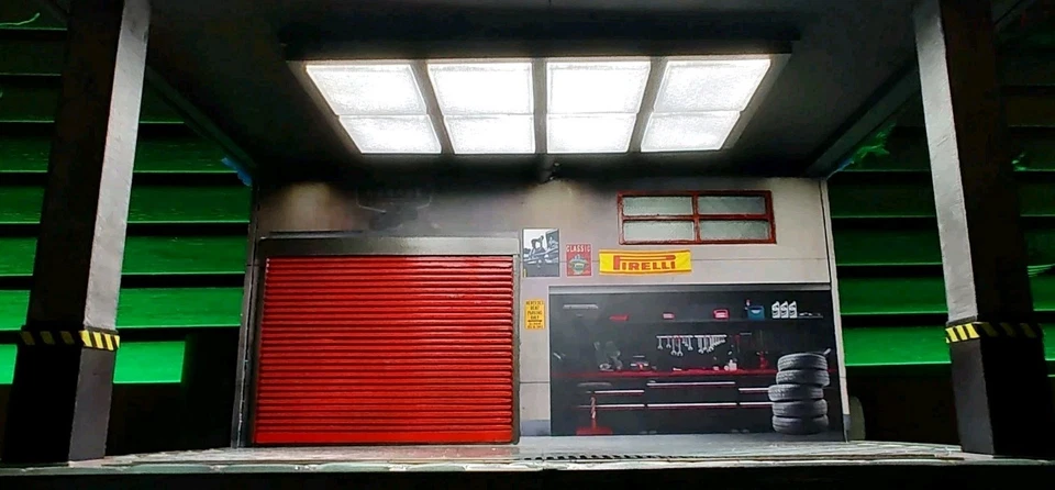 Diorama 1/18 Car Garage Repair Shop Diecast Model Display with LED +3 Free Props - Image 1 of 4