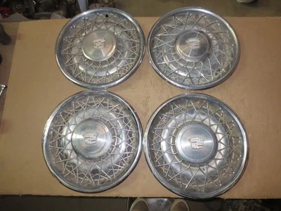 78-81 Cadillac Deville Fleetwood calota aro roda tampa cubo 15" FIO 2017B 4 - Imagem 1 de 4