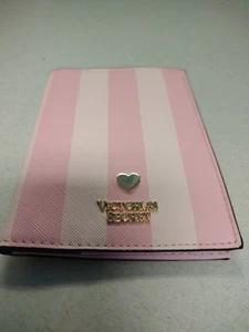Victoria's Secret Reisepass Kreditkartenetui hellrosa - Bild 1 von 10