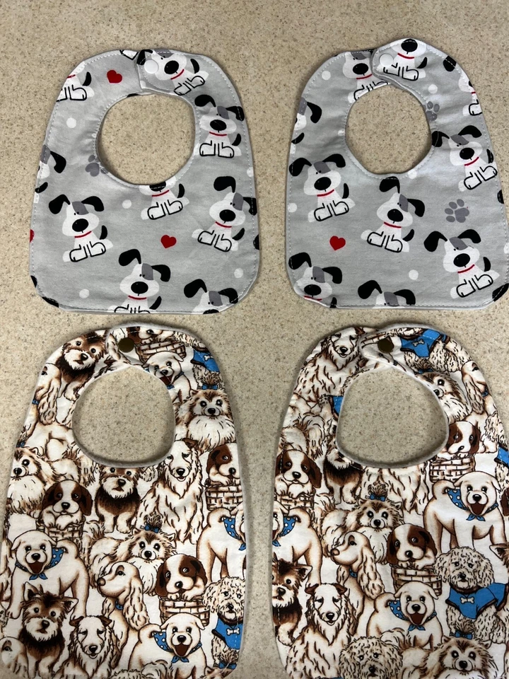 Baberos de franela suave para bebé - 2 perros marrones y 2 perros grises y blancos - Envío gratuito Foto 1 de 1