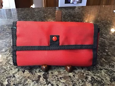 "Cartera organizadora de cupones vintage Hannah Hansen Beverly Hills roja y negra 8"" x 4""" Foto 1 de 4