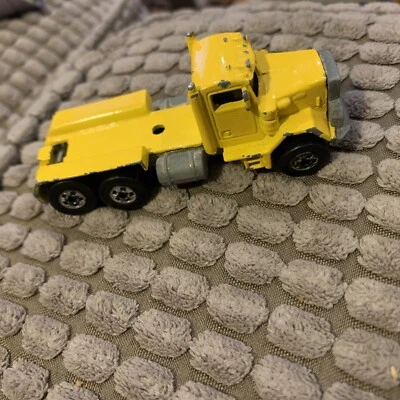 Самосвал Hot Wheels Peterbilt 1979 см. описание - Изображение 1 из 4