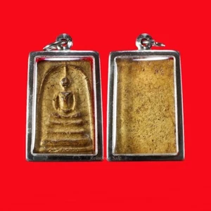 Q3 Phra Somdej Amuleto Wat Rakhang Khositaram Bangkok incorniciato placcato oro fortunatamente - Foto 1 di 8