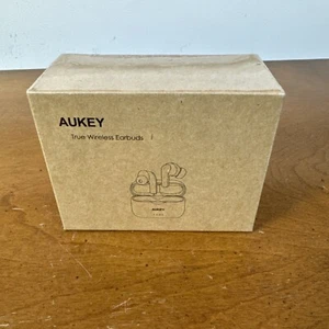 Aukey Soundstream True Wireless Earbuds with Charging Case, Black (EP-T28) - Picture 1 of 2