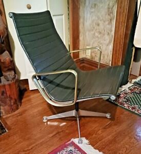 ~VINTAGE Herman Miller Eames Aluminum LOUNGE Chair LEATHER~