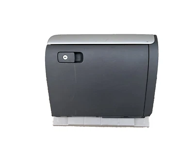 2012 VW Jetta перчаточный ящик - Изображение 1 из 4