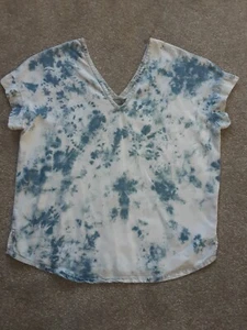 Muskatnuss V-Ausschnitt V-Ausschnitt hinten Batik weiß & jeansblau Top.  Größe 8 Passform 10/12 - Bild 1 von 10