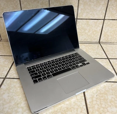 Apple MacBook Pro 15" Retina i7-2.0GHz 8GB RAM Sin SSD ni Batería Leer Ver Fotos Foto 1 de 4