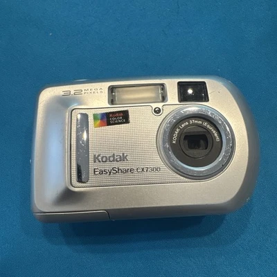 Kodak EasyShare CX7300 3.2 MP Digital Camera - Silver - Tested & Working - Image 1 of 4