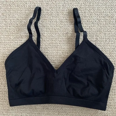 Gymshark Seamless V Neck Bralette Sports Bra Black New Medium - Image 1 of 4