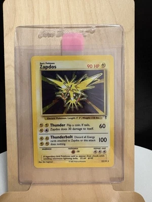 Legendary Collection Zapdos 19/110 - Image 1 of 2